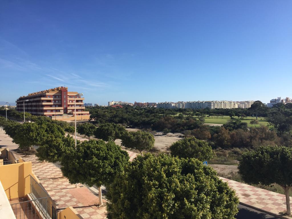Apartamentos Playamar Roquetas de Mar Bagian luar foto
